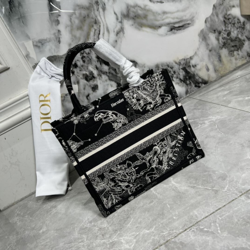 Dior Shopping Bags